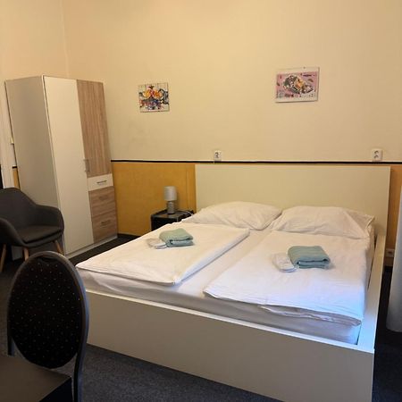 Welcome Hostel & Apartments Praguecentre Экстерьер фото