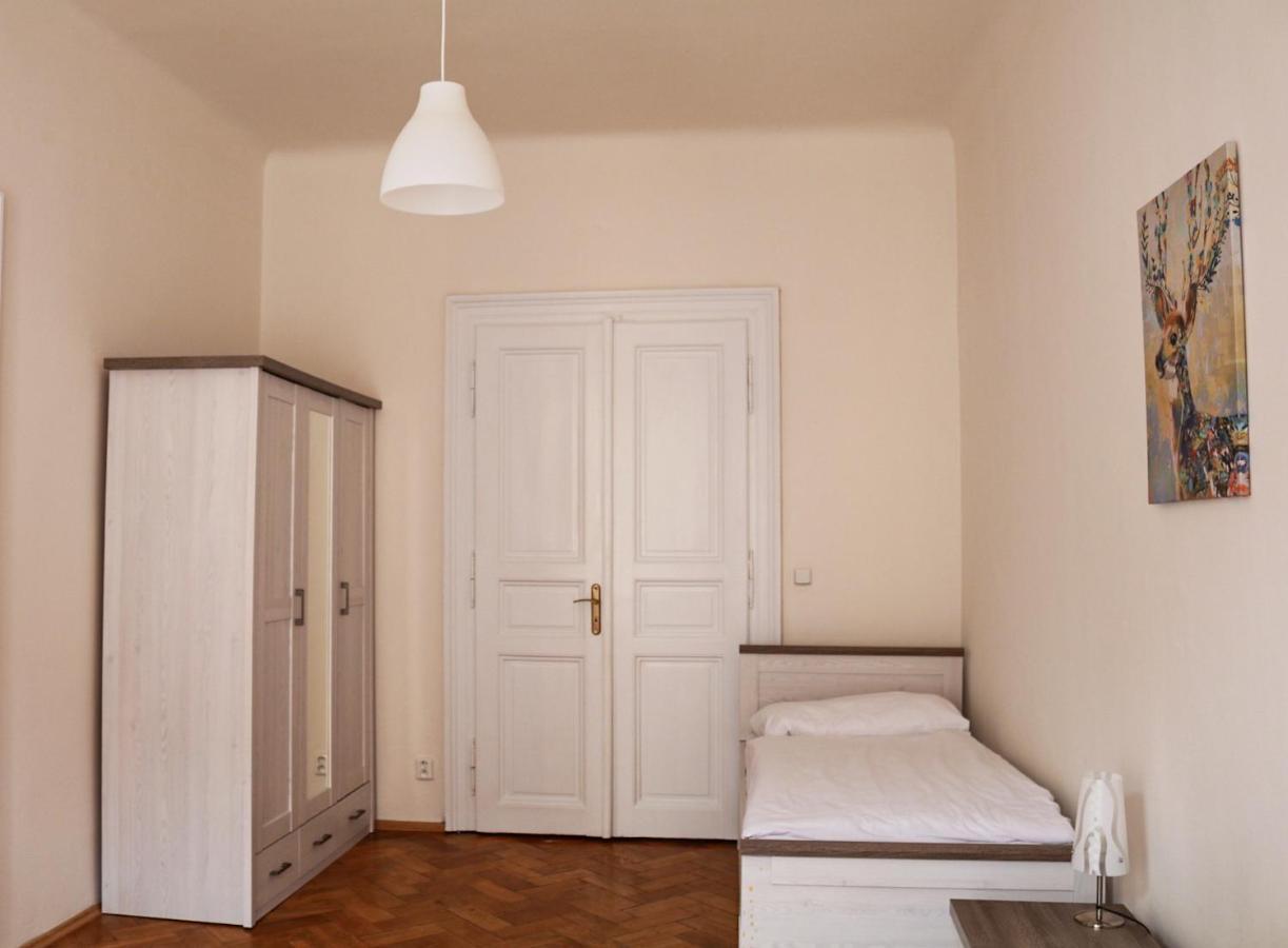Welcome Hostel & Apartments Praguecentre Экстерьер фото