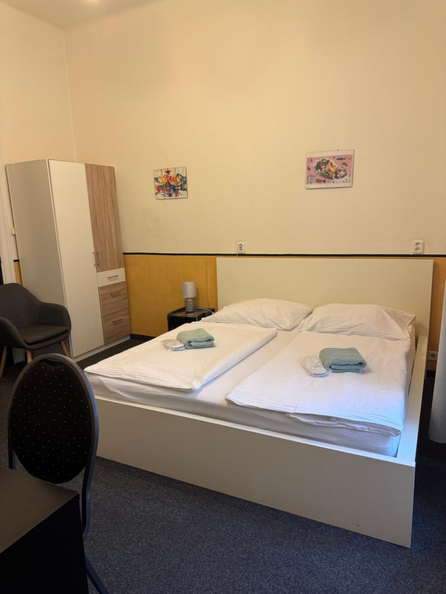 Welcome Hostel & Apartments Praguecentre Экстерьер фото