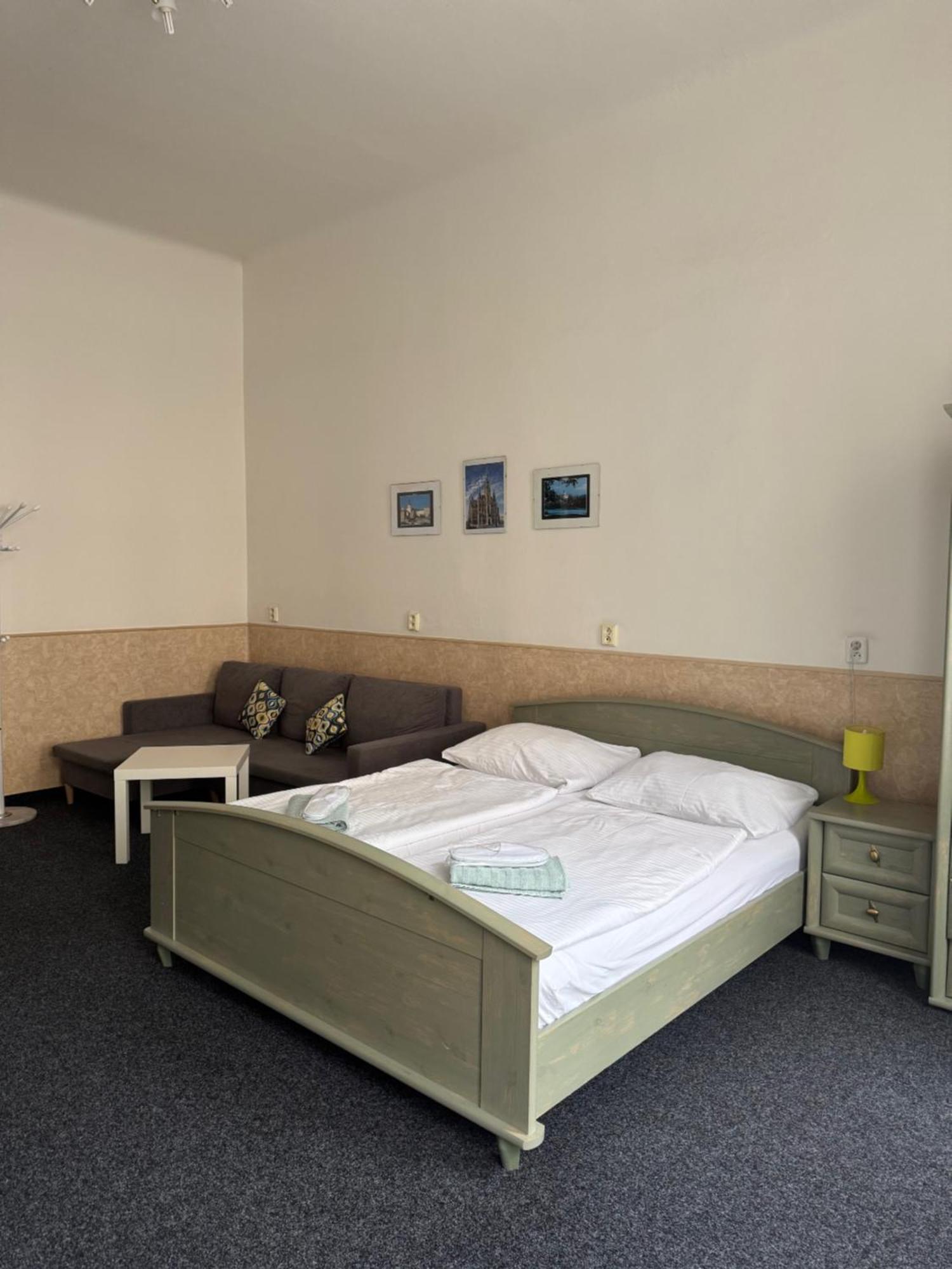 Welcome Hostel & Apartments Praguecentre Экстерьер фото