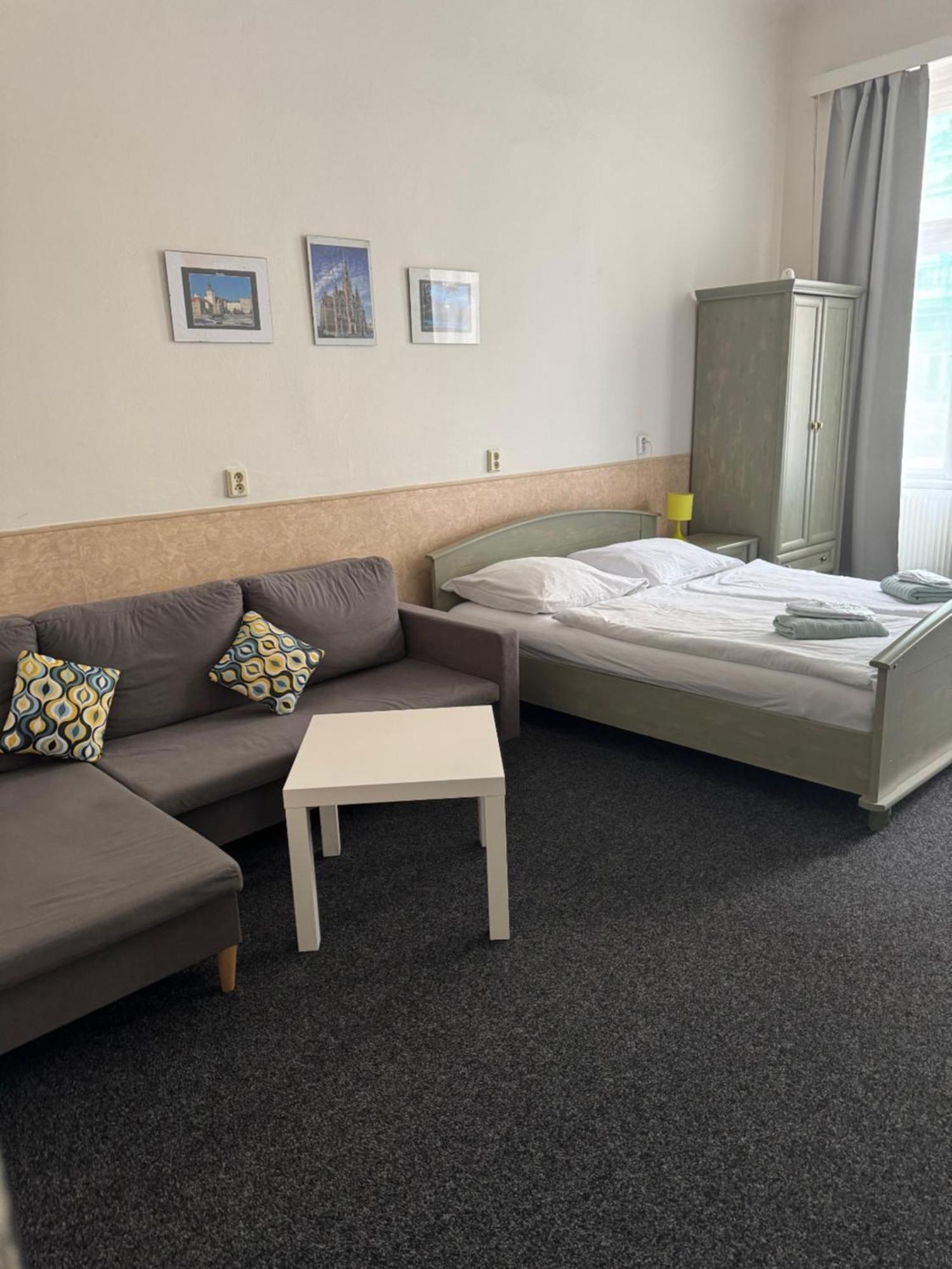 Welcome Hostel & Apartments Praguecentre Экстерьер фото